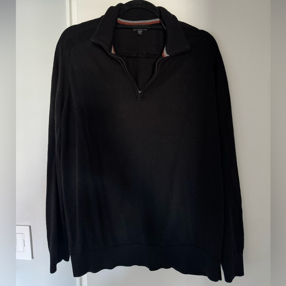EXPRESS - Men’s 1/4 zip size XL